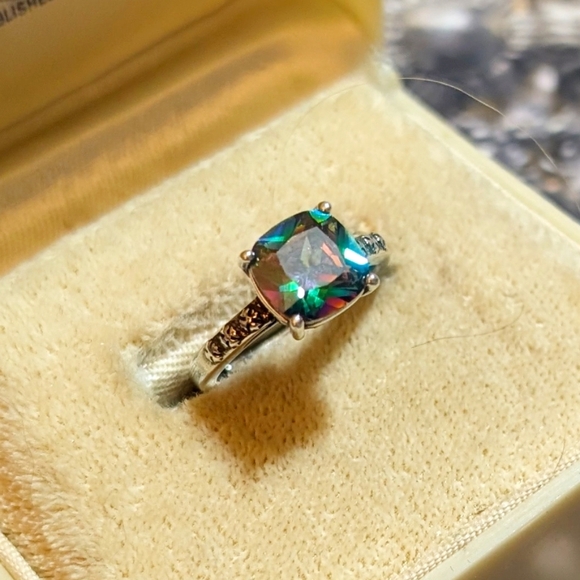 NWOT Jewelry - Sparkling Mystic Topaz Sterling Silver Ring